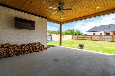 Discover luxury lake area living in the highly sought after - photo 45