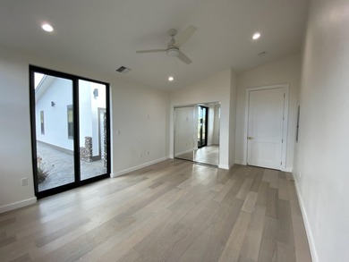A newly completed 2023 Custom home in the prestigious Kula Io - photo 19