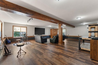 Move-In Ready Updated Home in Valparaiso Near Flint Lake with - photo 21