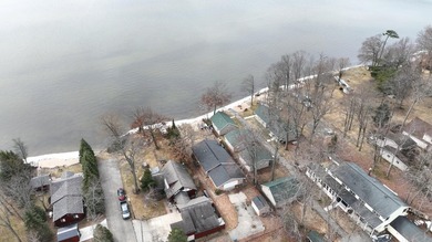 Welcome to your private escape on Houghton Lake! This - photo 36