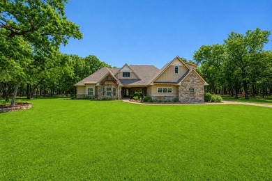 Welcome to life on Lake Athens! Nestled in the highly - photo 1
