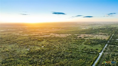 Lake Acreage For Sale in Lockhart, Texas