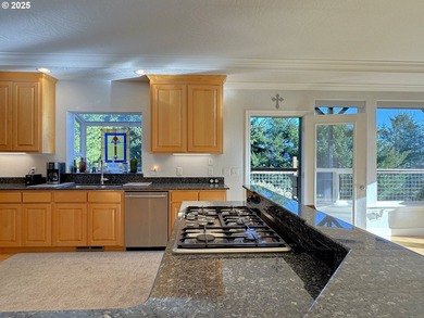 PRICE REDUCED! OCEAN VIEWS ABOUND in this light, bright and airy - photo 12