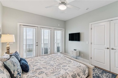 Spectacular OCEANFRONT townhome offering breathtaking - photo 22
