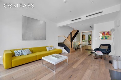 *FULLY RENOVATED TOWNHOUSE w/FULL GUEST HOUSE, ROOF POOL & - photo 3