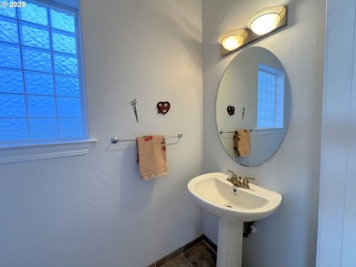 PRICE REDUCED! OCEAN VIEWS ABOUND in this light, bright and airy - photo 32