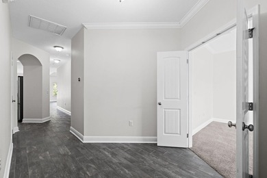 Welcome to this beautifully maintained 3-bedroom, 2-bath home - photo 8