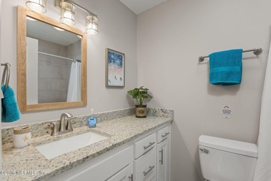 OWNER MOTIVATED! BRING OFFERS! Rare opportunity to own the only - photo 13