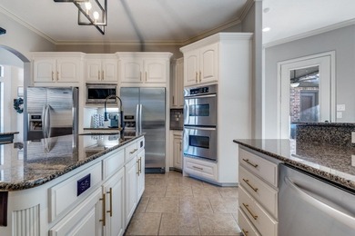 Experience lake living without sacrificing everyday comfort in - photo 15