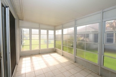 Welcome to your dream retirement retreat in the prestigious - photo 17
