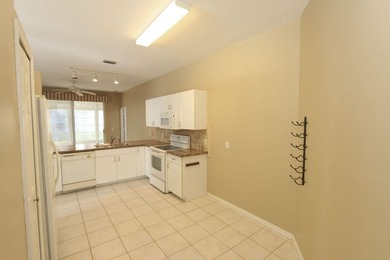 Welcome to your dream retirement retreat in the prestigious - photo 23