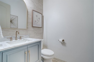 Experience lake living without sacrificing everyday comfort in - photo 30