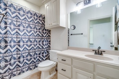 Experience lake living without sacrificing everyday comfort in - photo 32