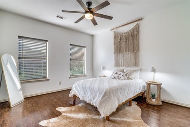 Experience lake living without sacrificing everyday comfort in - photo 33