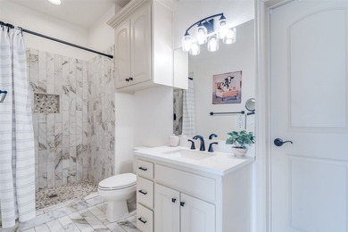 Experience lake living without sacrificing everyday comfort in - photo 34