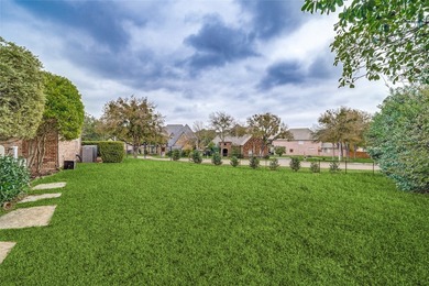 Experience lake living without sacrificing everyday comfort in - photo 38