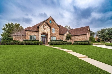 Experience lake living without sacrificing everyday comfort in - photo 39