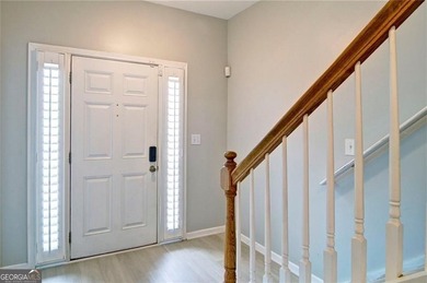 Welcome Home! This lovely 3-bedroom, 2.5 bath brick townhome - photo 5