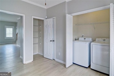 Welcome Home! This lovely 3-bedroom, 2.5 bath brick townhome - photo 10