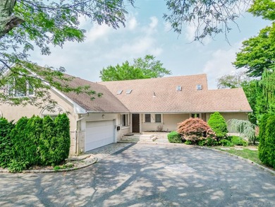 Welcome to your dream waterfront retreat! This beautifully - photo 1