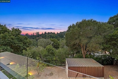 Custom designed by renowned Bay Area architects EnvelopeAD and - photo 13