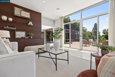Custom designed by renowned Bay Area architects EnvelopeAD and - photo 21