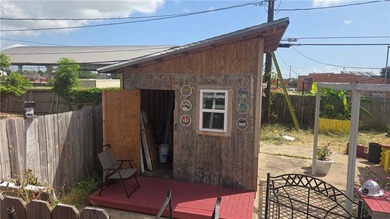INVESTMENT OPPORTUNITY!! Main house is 4 Bedrooms and 1 Bath and - photo 24