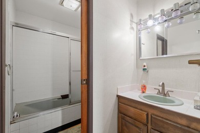 Privately positioned in Maui Meadows, 505 Ho'ohalahala offers - photo 31