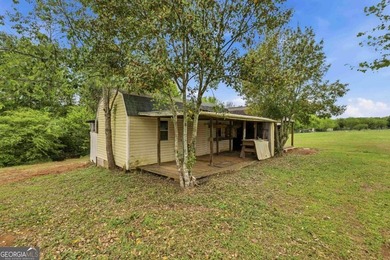 Nestled in a highly desirable area near beautiful Lake Oconee - photo 32