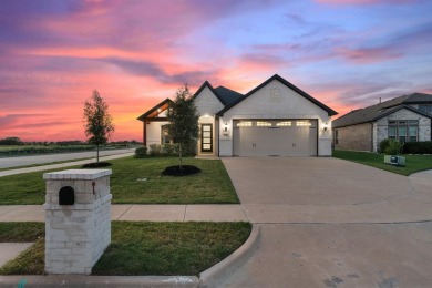 (private lake, pond, creek) Home Sale Pending in Heath Texas