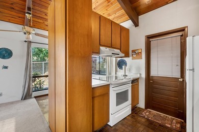 Privately positioned in Maui Meadows, 505 Ho'ohalahala offers - photo 41