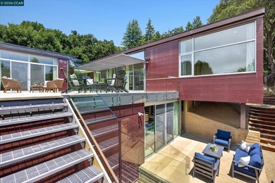 Custom designed by renowned Bay Area architects EnvelopeAD and - photo 43