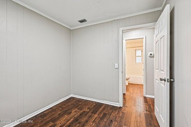 Come check out this four-bedroom, one-bathroom home is move-in - photo 25