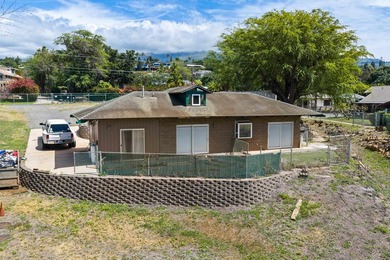 3330 Kehala Drive presents a unique opportunity in Maui Meadows - photo 25