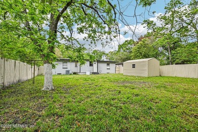 Come check out this four-bedroom, one-bathroom home is move-in - photo 35