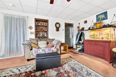 Welcome to this spacious and versatile home offering over 1,400 - photo 7