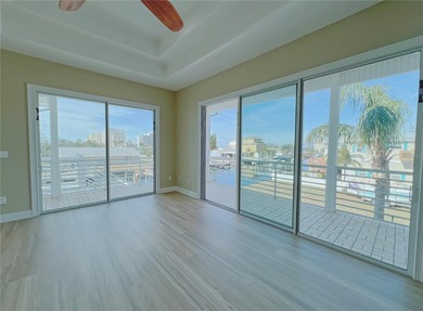 Florida Gulf Coast Waterfront Home - A Boater's Paradise

This - photo 10