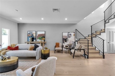 Stunning, fully renovated home in the prestigious Las Vegas - photo 2