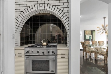 Expanded 3-bedroom brick ranch in the heart of Bay Terrace - - photo 4