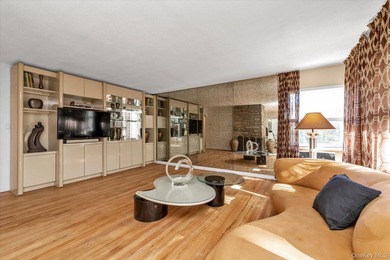 Expanded 3-bedroom brick ranch in the heart of Bay Terrace - - photo 9