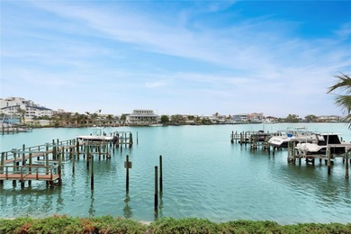 Under contract-accepting backup offers. Harborview Grande unit - photo 4