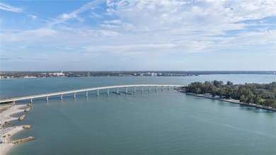 Under contract-accepting backup offers. Harborview Grande unit - photo 5