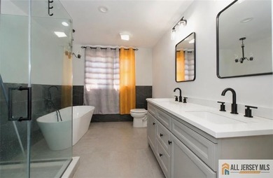 Turn Key Home! This large home has been completely rebuilt! - photo 23
