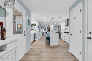 Welcome to one of Green Island's most desirable waterfront - photo 23