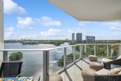 Maule Lake Condo For Sale in Aventura Florida