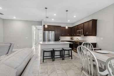 Welcome to resort-style living in the highly sought-after Ocala - photo 5