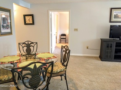 Move in ready fully furnished. Brand new HVAC system . Would - photo 4