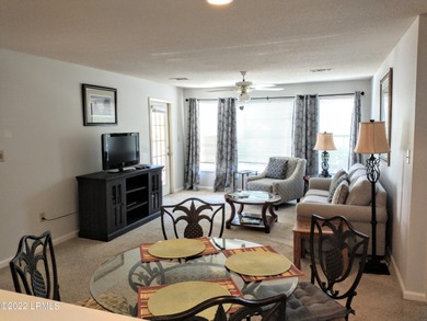 Move in ready fully furnished. Brand new HVAC system . Would - photo 9