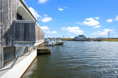 One-of-a-kind house boat/barge, wonderfully situated on Narrow - photo 26