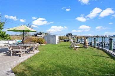 One-of-a-kind house boat/barge, wonderfully situated on Narrow - photo 32